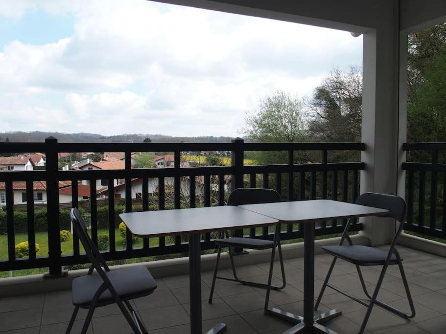Pour Un Sejour Au Calme Entre Ocean Et Montagne Apartment *